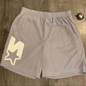 Men’s L Shorts
